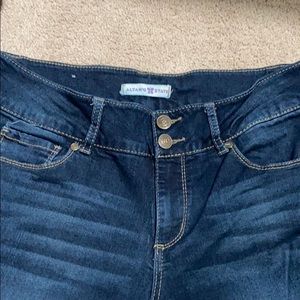 Stretchy double button denim